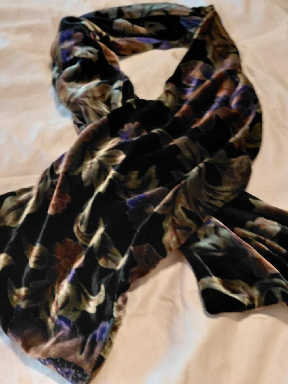 CHELSEY BY JOSEPH VELVET FLORAL SCARF 58x10"